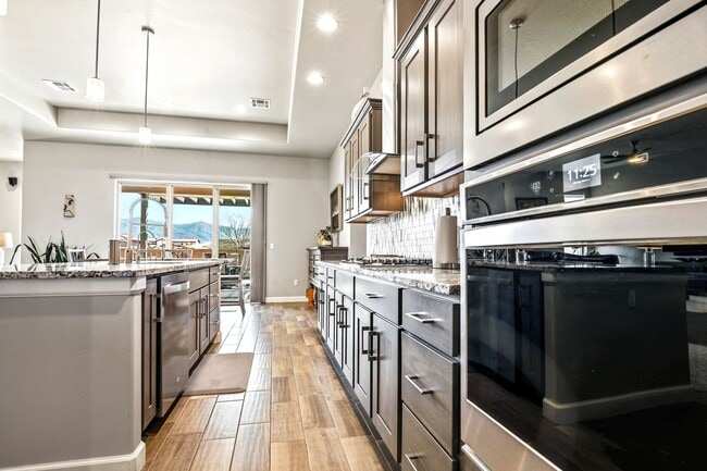 Building Photo - Beautifully Maintained 3 Bedroom Home in Mesa Village