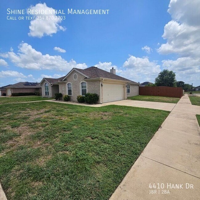 Building Photo - 4410 Hank Dr