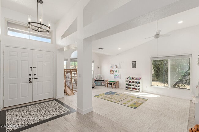 Building Photo - 1551 W Ironwood Dr