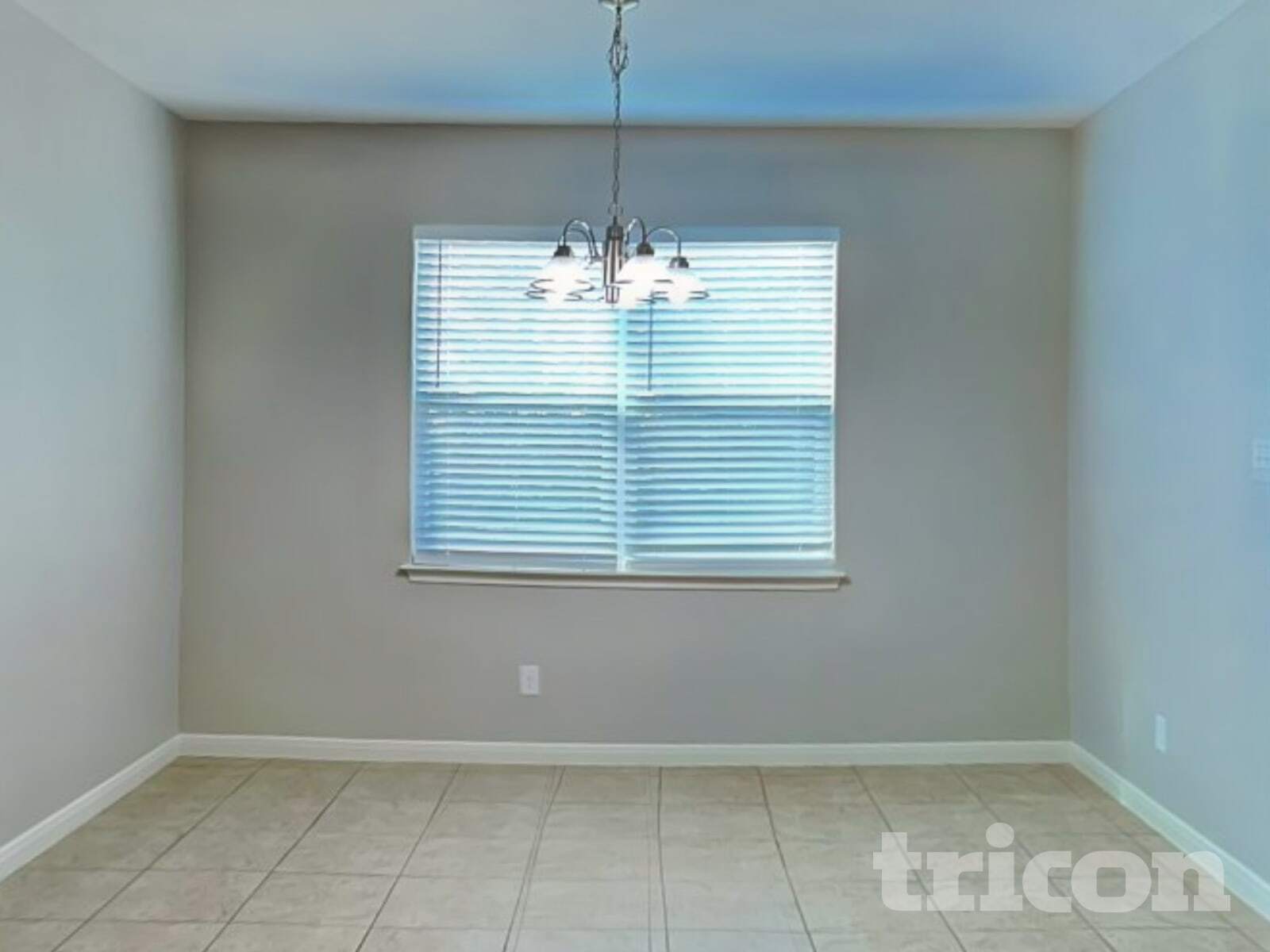 Building Photo - 6357 Hibiscus