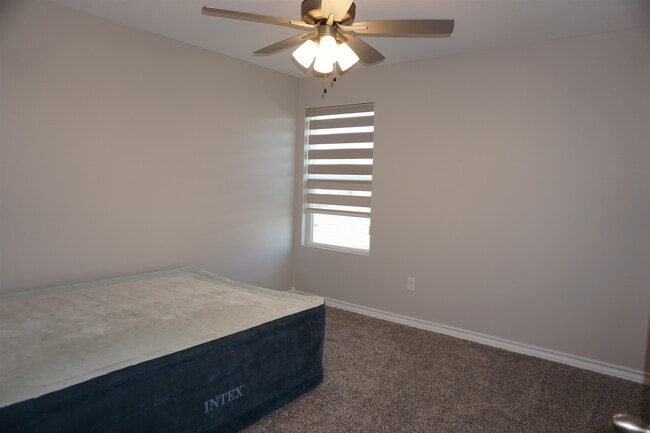 Building Photo - 1610 Alborada Dr.