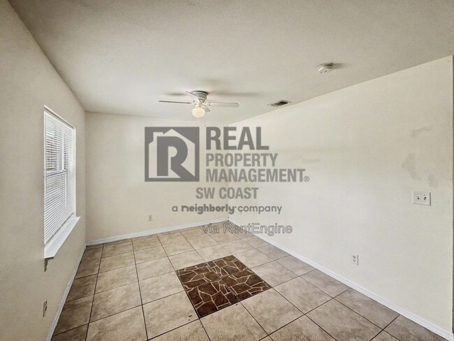 Building Photo - 772 Holmes Ave