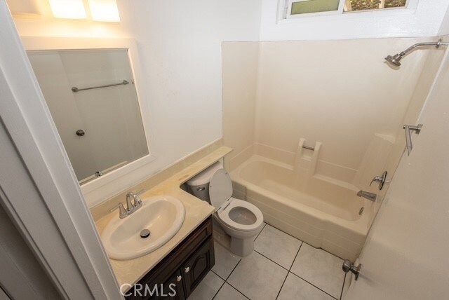 Building Photo - 21659 Spice Ct