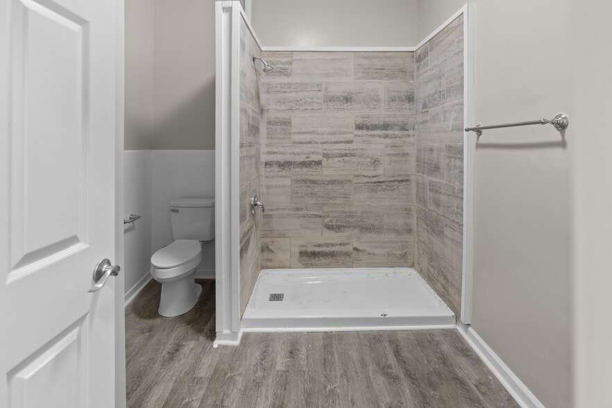 Bathroom with Walk-In Shower - Stewart Legacy Suites