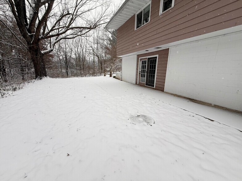 Building Photo - 749 S Grant St