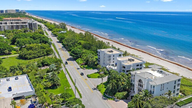 Building Photo - 2070 N Ocean Blvd