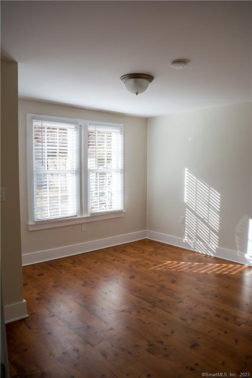 Building Photo - 8 W Main St