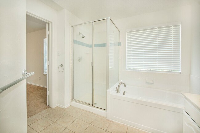 Building Photo - House for Lease in Plano