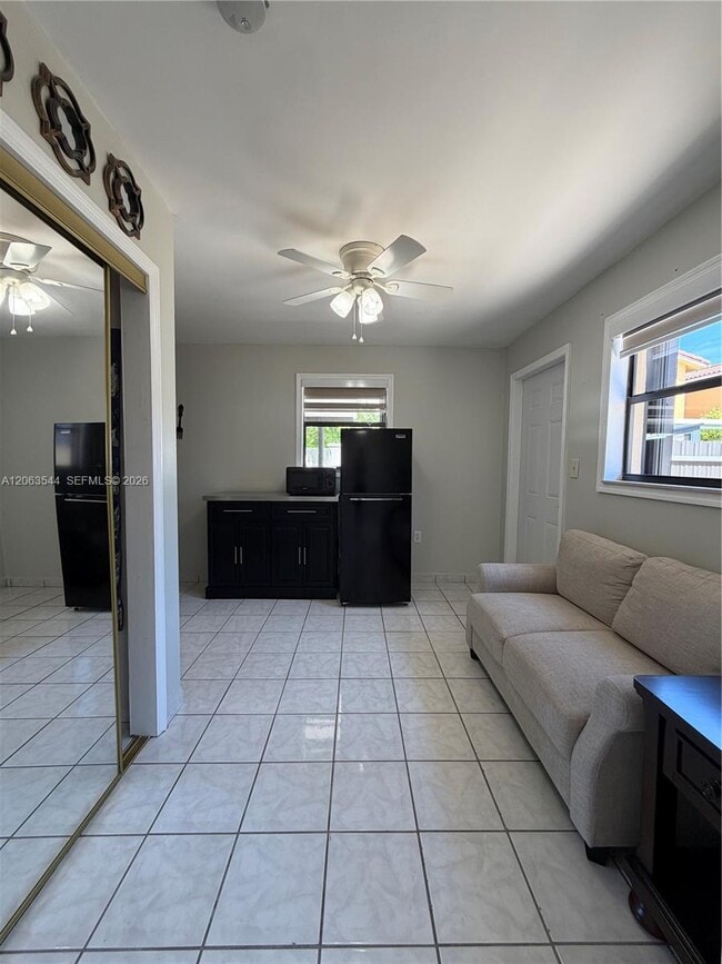 Building Photo - 10903 SW 146th Ct