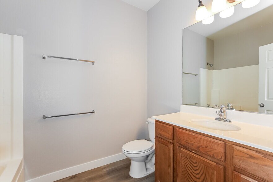 Building Photo - 6450 Button Quail St