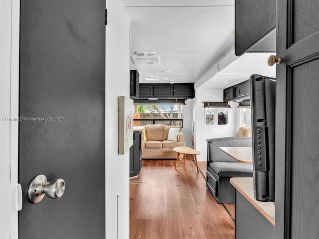 Building Photo - 107 Central Ave