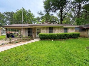 Building Photo - 9295 Savanna Dr