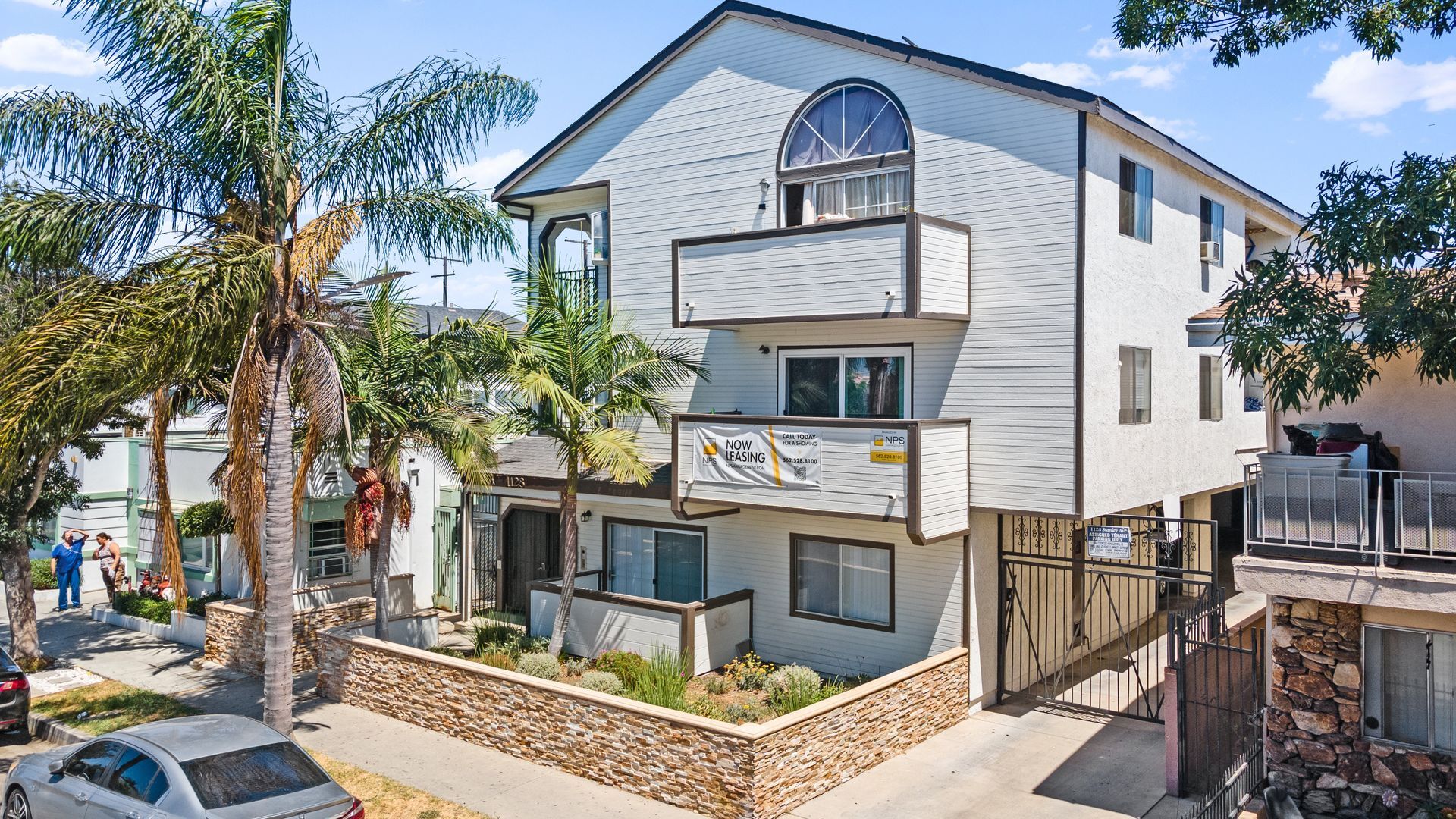 Building Photo - 1128 Stanley Ave