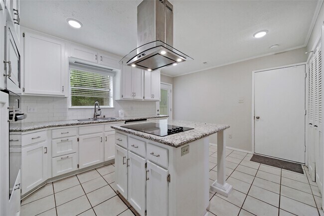 Building Photo - 89 S Waxberry Rd