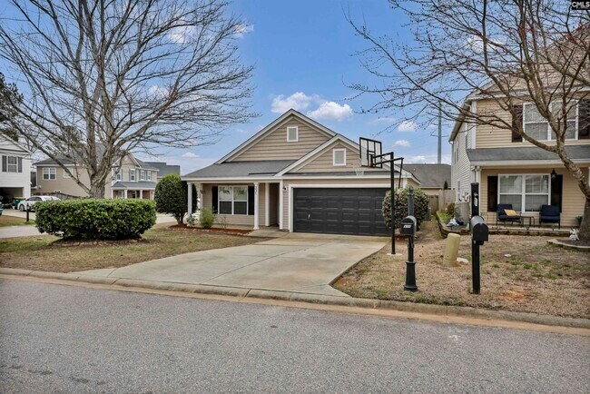 Building Photo - 331 Bracken Dr