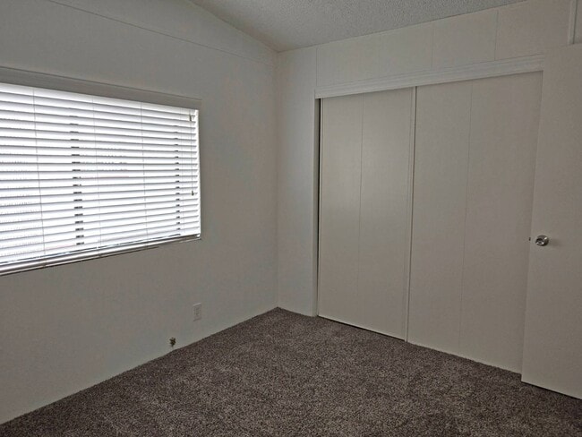 Building Photo - 8633 E Brundage Ln