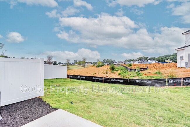Building Photo - 109 Marston Ln