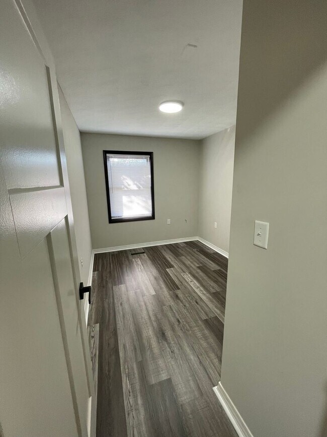 Building Photo - Oversized 3 Bedroom with laundry room!