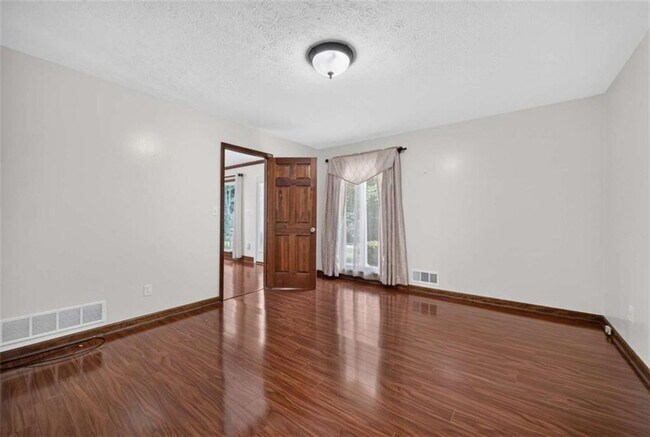 Building Photo - 1799 Jimmy Dodd Rd