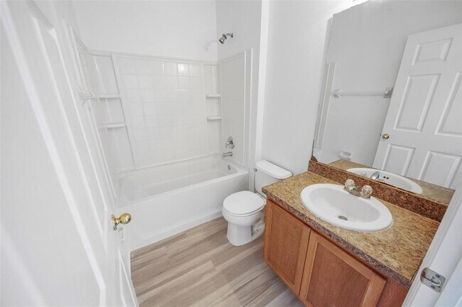 Building Photo - 959 Cumberland Dr