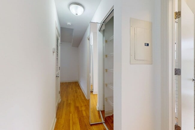 Floorplan - 5400-5408 S. Ingleside Avenue