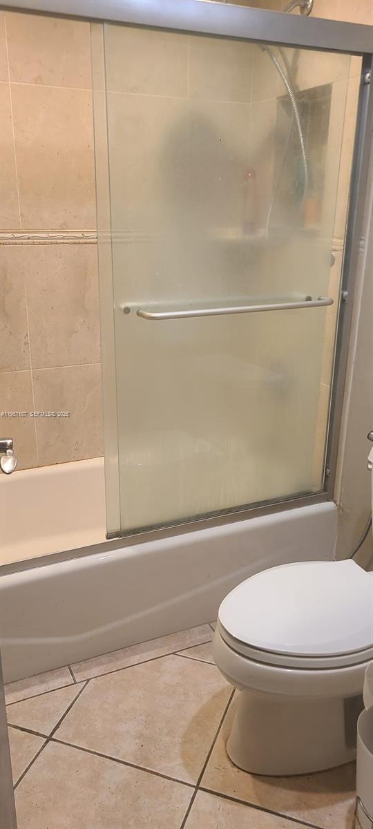 Building Photo - 500 Bayview Dr