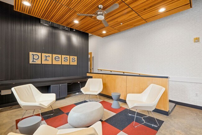 Building Photo - Top-Floor Studio with Stunning Views in Capitol Hill