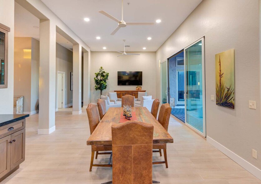 Building Photo - 7970 E Las Piedras Way