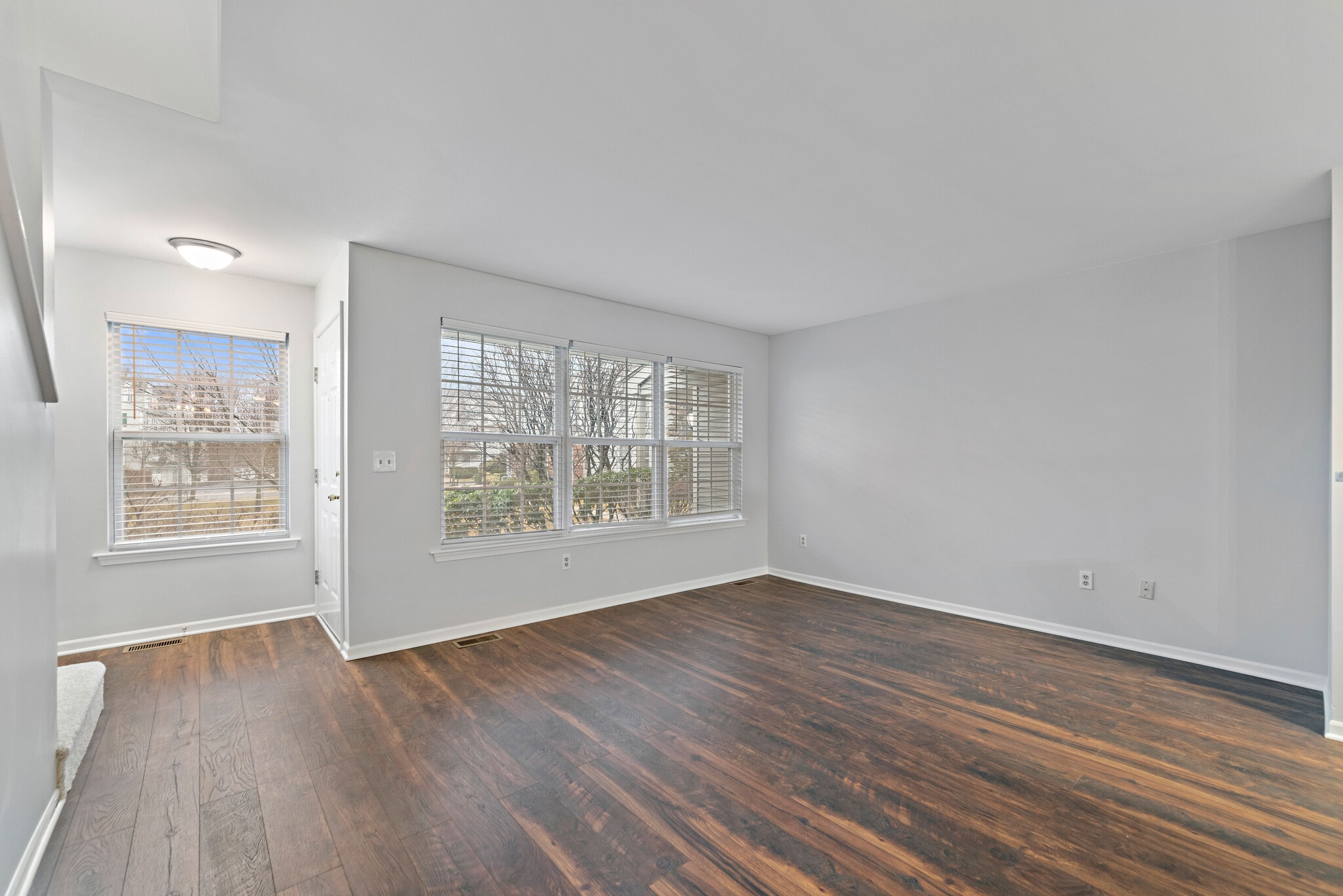 Living Room - 2504 Cortland Ln