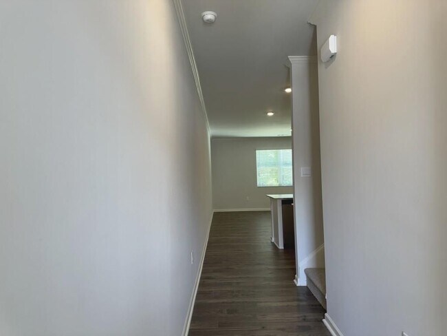 Building Photo - 2292 Blue Monarch Dr