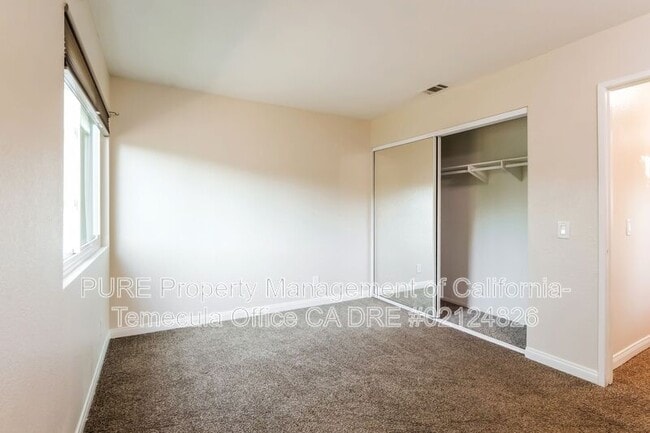 Building Photo - 27575 Marian Rd