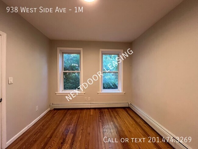 Building Photo - 938 West Side Ave