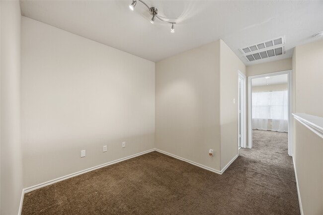Building Photo - 2951 Hackamore Hollow Ln