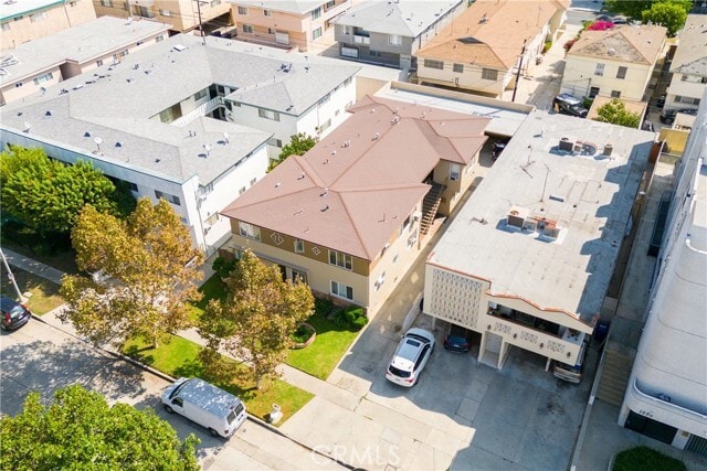 Building Photo - 1042 S Sherbourne Dr