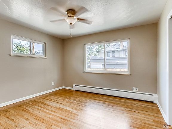 Building Photo - 4300 Umatilla St