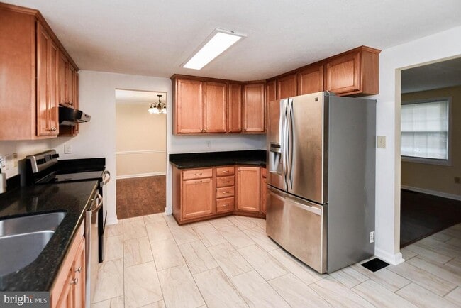 Building Photo - 8100 Irwell Ct