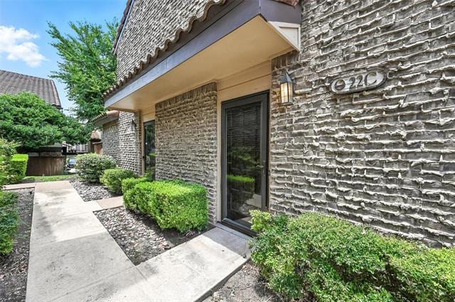 Building Photo - 5626 Preston Oaks Rd