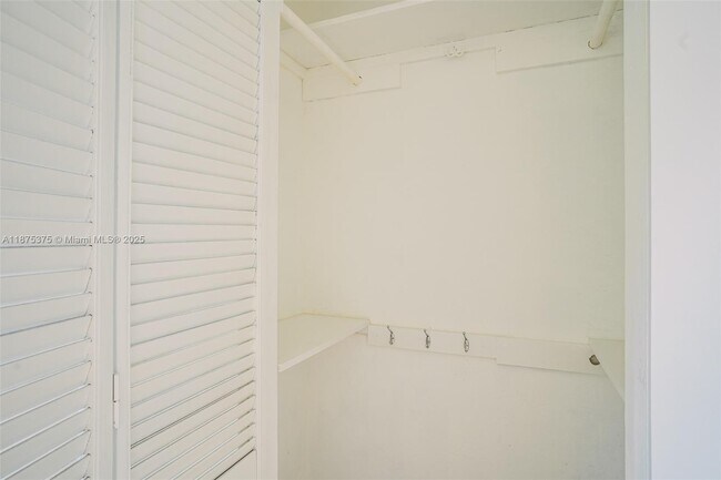 Building Photo - 8251 SW 30th St