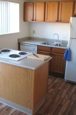 Building Photo - Rockridge Gardens Apartments