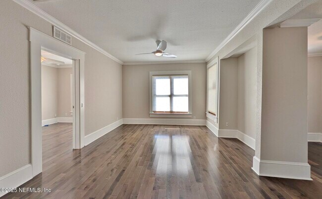Building Photo - 3851 Boone Park Ave
