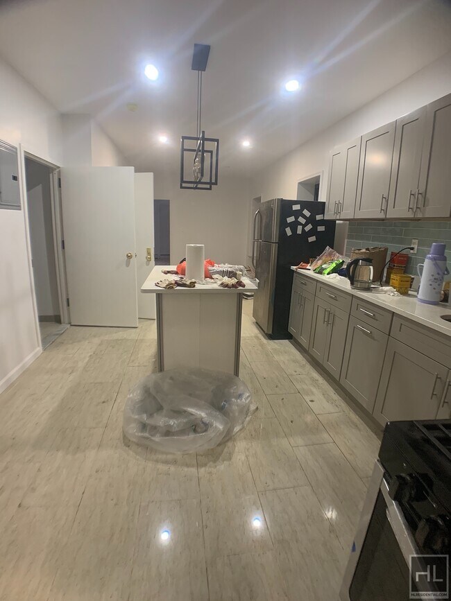 SHEEPSHEAD BAY ROAD 1657 Sheepshead Bay Rd Brooklyn NY 11235