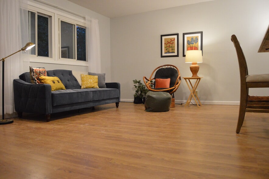 Building Photo - 5935 Tangeman Terrace