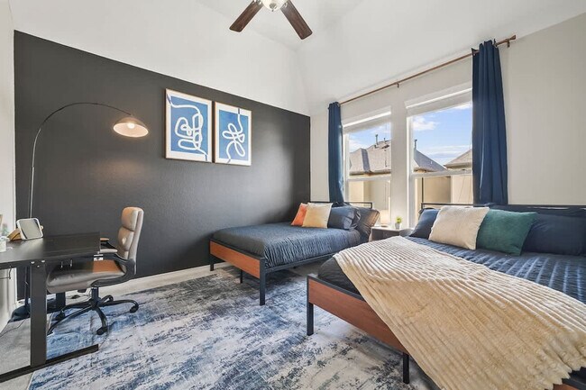 Building Photo - 10605 Enclave Springs Ct