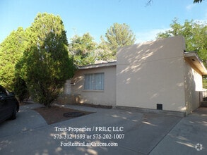 Building Photo - Spacious 4/2 close to NMSU