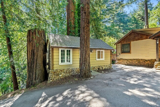 Building Photo - Cozy Cabin Retreat in Scotts Valley – Idea...