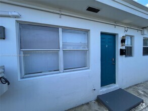 Building Photo - 1838 McKinley St