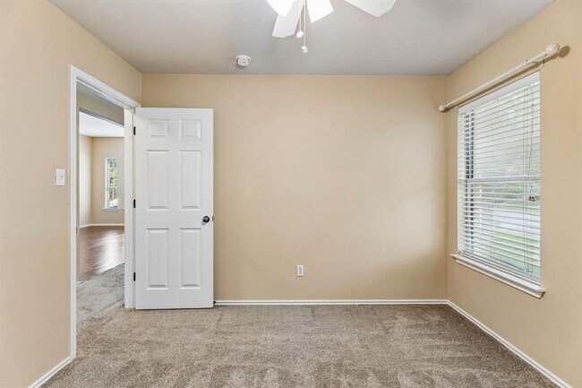 Building Photo - 3400 Trickling Springs Way