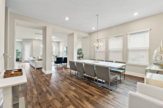 Building Photo - 9947 Summerlake Groves St