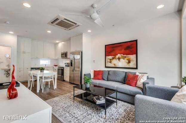 Building Photo - 1 br, 1 bath House - 130 Carnahan St