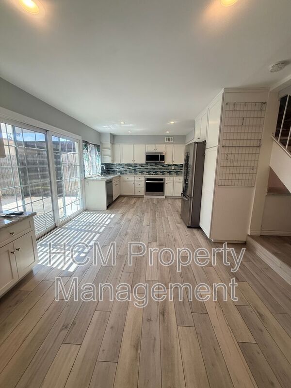 Building Photo - 16065 Mt Pico Ct